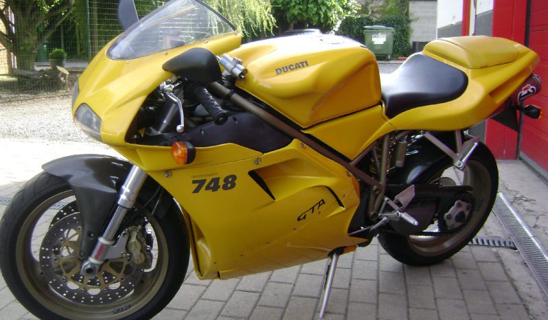 Ducati 748